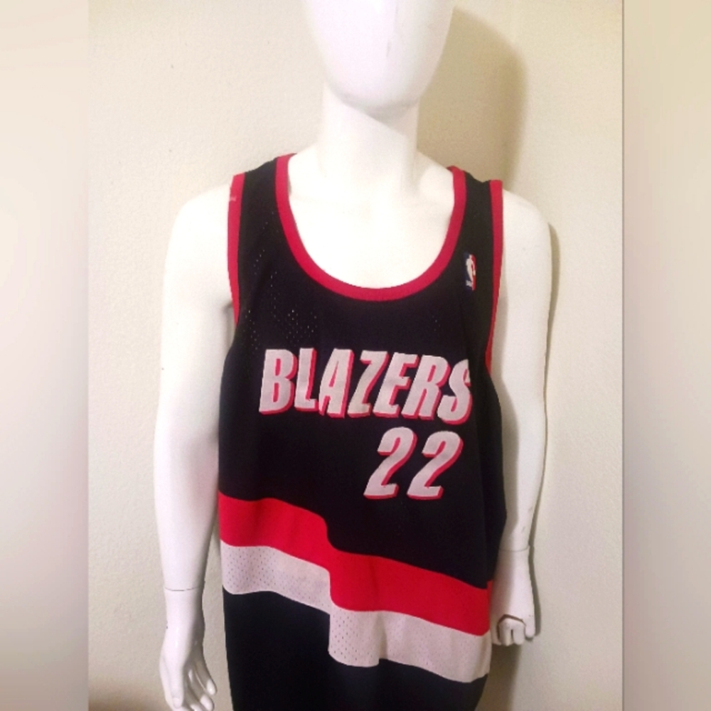 Clyde Drexler  Trail Blazer Jersey